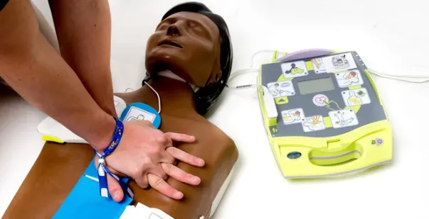 Pacemaker vs defibrillator what's the difference post img Pacemaker vs defibrillator what's the difference post img