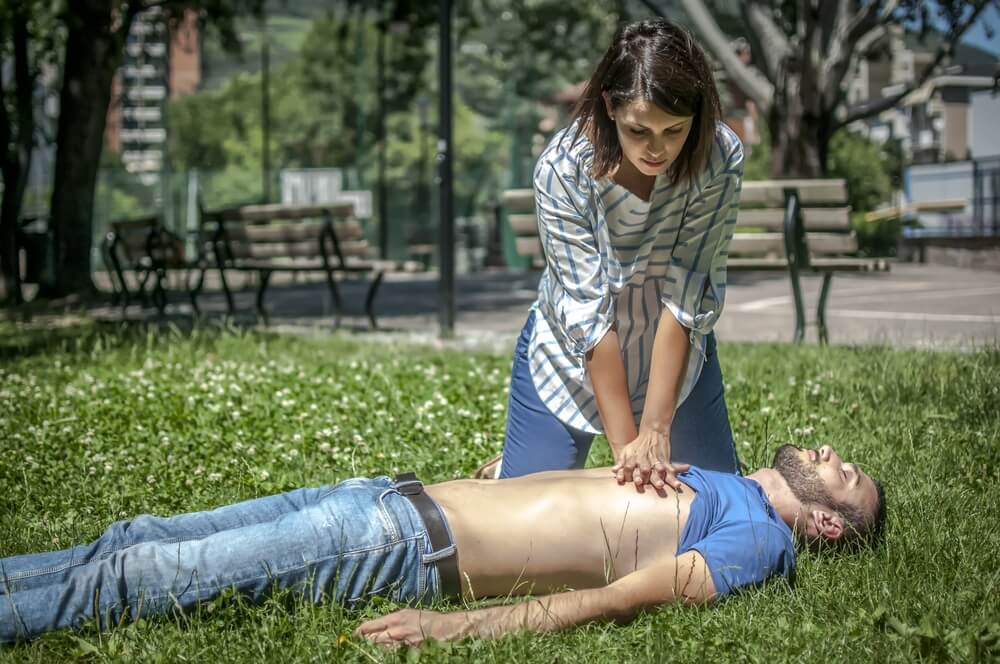 Chest Compressions in Park Online CPR Certification
