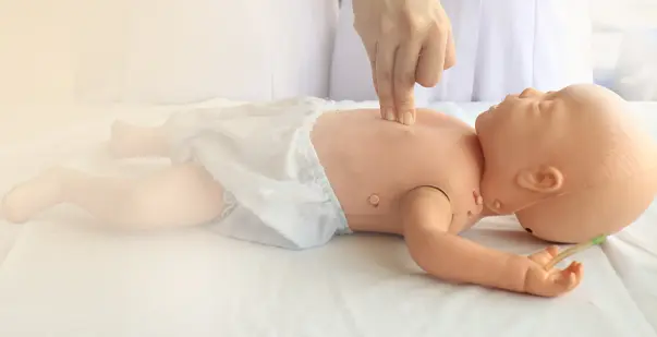 How-to-perform-cpr-on-a-newborn-child-post-img