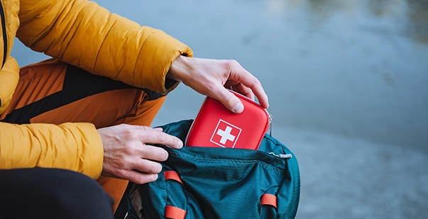 7 must-have medical supplies for your travel first aid kit post img