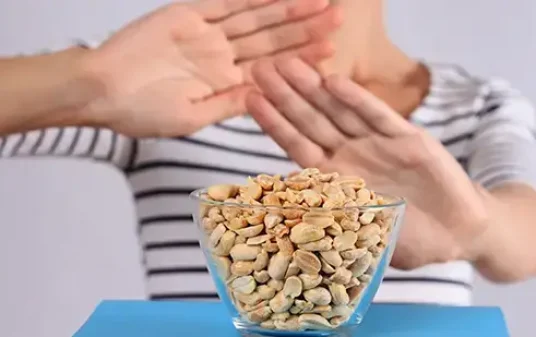 image for first aid for peanut allergies