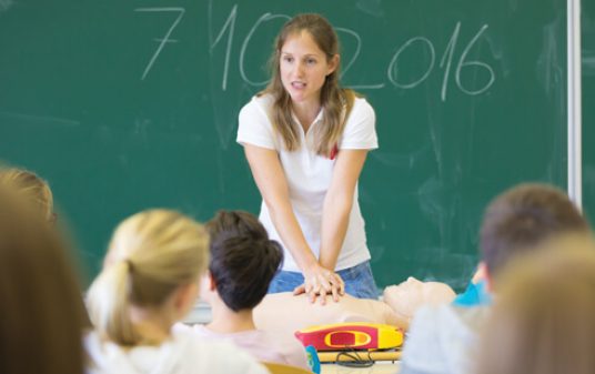 Pros and Cons of CPR certification in schools