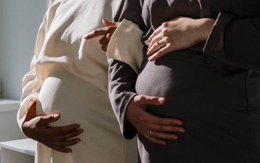 AED and CPR on pregnant women